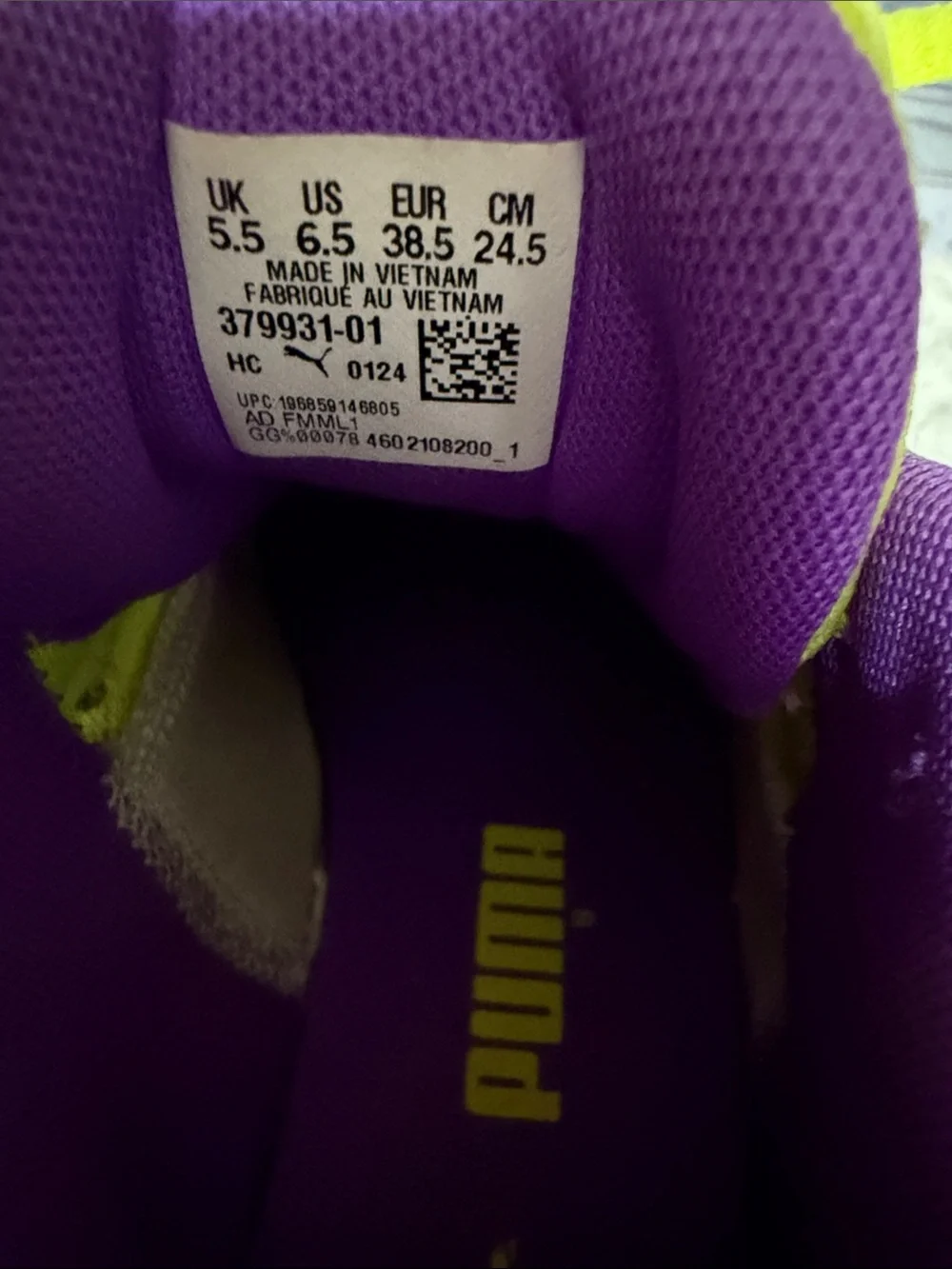 Puma vibrant neon